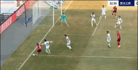 1743585862107000596.gif 谭龙.gif